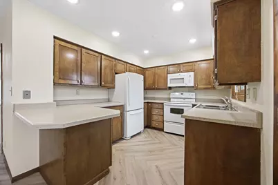 2201 15th Street S, Fargo,  58103 - Photo 10