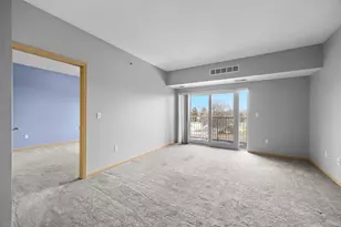 601 Levander Way, South Saint Paul, MN 55075 - Photo 6