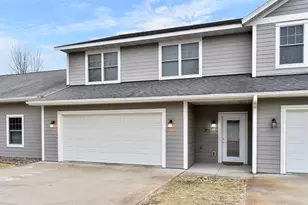 3525 W 7th St, Winona, MN 55987 - Photo 1