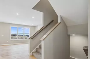 1943 Sparrow Dr, Shakopee, MN 55379 - Photo 10