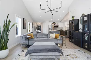 10723 Knollwood Ln, Woodbury, MN 55129 - Photo 6