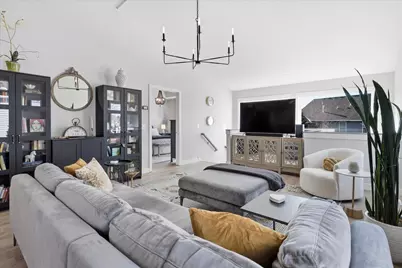 10723 Knollwood Lane, Woodbury, MN 55129 - Photo 6