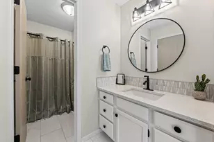 10746 Toledo Ct, Bloomington, MN 55437 - Photo 22