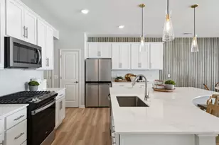 4758 Airlake Curv, Woodbury, MN 55129 - Photo 2