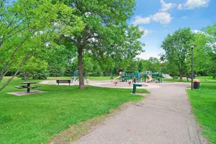 5232 Brookview Ave, Edina, MN 55424 - Photo 4