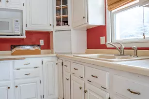 6077 Long Lake Rd, Willmar, MN 56201 - Photo 12