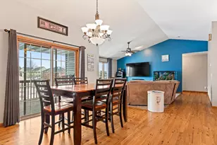 701 Carnoustie Pl SE, Pine Island, MN 55963 - Photo 6