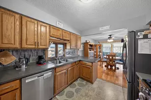 133 Kingswood Dr, Red Wing, MN 55066 - Photo 2