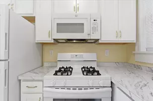 345 Grand Ave, Saint Paul, MN 55102 - Photo 20