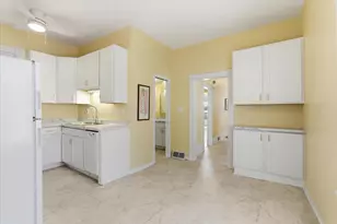 345 Grand Ave, Saint Paul, MN 55102 - Photo 14