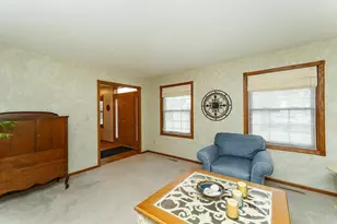 803 23rd St SW, Rochester, MN 55902 - Photo 2