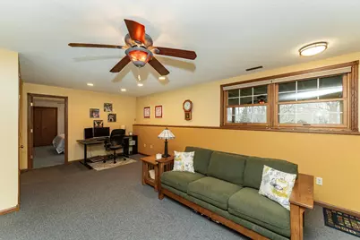 803 23rd Street SW, Rochester, MN 55902 - Photo 28