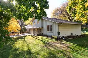 8500 Isle Ave S, Cottage Grove, MN 55016 - Photo 26