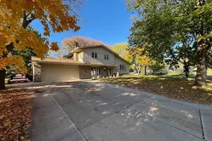 8500 Isle Ave S, Cottage Grove, MN 55016 - Photo 2