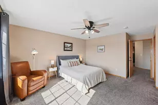 191 Larpenteur Ave E, Maplewood, MN 55117 - Photo 20