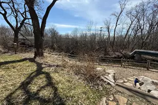 7837 Edgebrook Dr, Saint Louis Park, MN 55426 - Photo 2