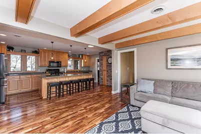 701 4th Street SW, Austin, MN 55912 - Photo 8