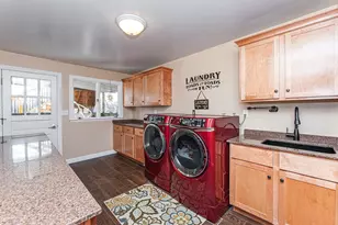 701 4th St SW, Austin, MN 55912 - Photo 40