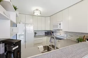 14851 Endicott Way, Apple Valley, MN 55124 - Photo 10