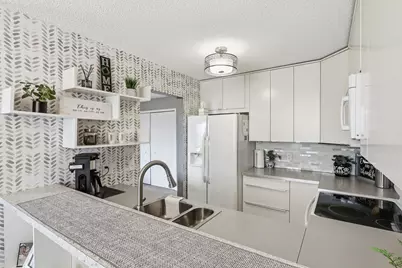 14851 Endicott Way #206, Apple Valley, MN 55124 - Photo 6