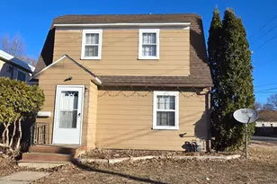 700 12th Ave SW, Austin, MN 55912 - Photo 2