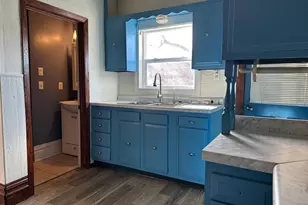 631 N Cedar St, Luverne, MN 56156 - Photo 2