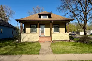 631 N Cedar St, Luverne, MN 56156 - Photo 1