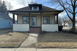 631 N Cedar St, Luverne, MN 56156 - Photo 36