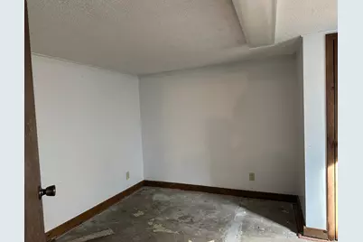 631 N Cedar Street, Luverne, MN 56156 - Photo 28