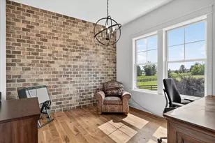 7604 E 250th St, Elko New Market, MN 55020 - Photo 10