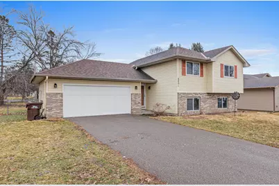 8001 Jeffery Avenue S, Cottage Grove, MN 55016 - Photo 2