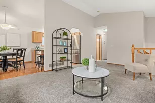 8001 Jeffery Ave S, Cottage Grove, MN 55016 - Photo 6