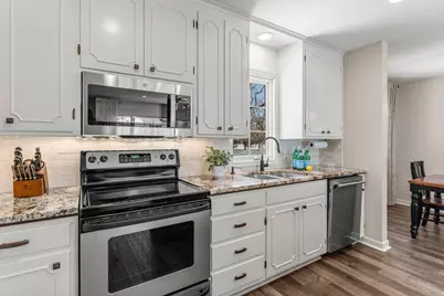 1807 Texas Avenue S, Saint Louis Park, MN 55426 - Photo 14