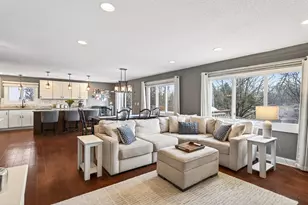 6806 Deerwood Ln N, Maple Grove, MN 55369 - Photo 2