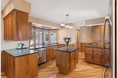 5833 Creek Valley Road, Edina, MN 55439 - Photo 14