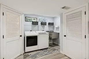 5833 Creek Valley Rd, Edina, MN 55439 - Photo 44