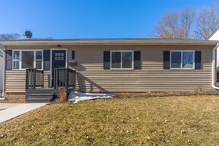 721 Columbus Ave, Albert Lea, MN 56007 - Photo 16