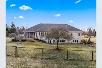 2631 Hawk Hill Lane SW, Rochester, MN 55902 - Photo 18