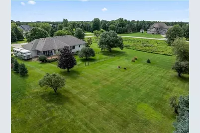 2631 Hawk Hill Lane SW, Rochester, MN 55902 - Photo 10