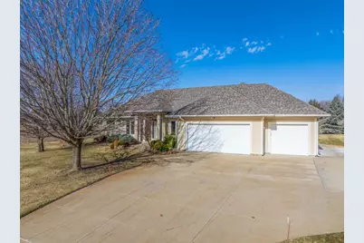 2631 Hawk Hill Lane SW, Rochester, MN 55902 - Photo 4