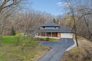 5831 Fawn Trail Cir, Woodbury, MN 55129 - Photo 44