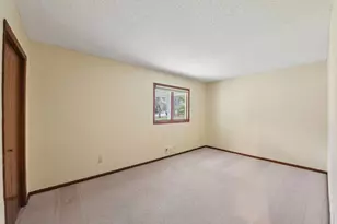 5831 Fawn Trail Cir, Woodbury, MN 55129 - Photo 26