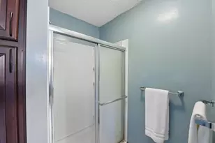 5831 Fawn Trail Cir, Woodbury, MN 55129 - Photo 30