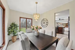 5831 Fawn Trail Cir, Woodbury, MN 55129 - Photo 10