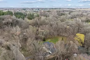 5831 Fawn Trail Cir, Woodbury, MN 55129 - Photo 44