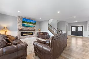 24877 Harvest Meadows Ct, Lakeville, MN 55044 - Photo 8