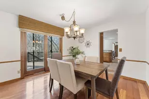 10665 Northmark Dr, Eden Prairie, MN 55344 - Photo 8