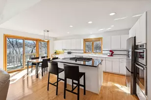 5349 Shady Hills Cir, Shorewood, MN 55331 - Photo 12