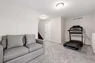 1571 Christie Pl, Saint Paul, MN 55106 - Photo 26