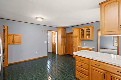 212 Central Avenue S, Norwood Young America, MN 55397 - Photo 12